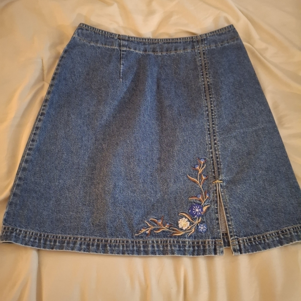 Route 66 Women's Blue Denim Embroidered Mini Skirt - Picture 3 of 7